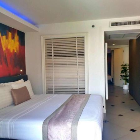 Hotel Aspira Skyy Sukhumvit 1 Bangkok Esterno foto
