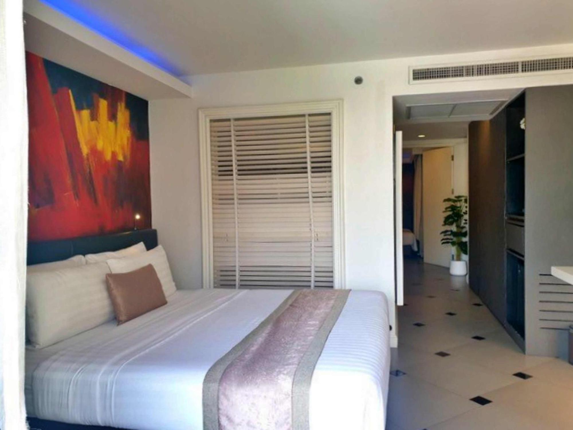 Hotel Aspira Skyy Sukhumvit 1 Bangkok Esterno foto